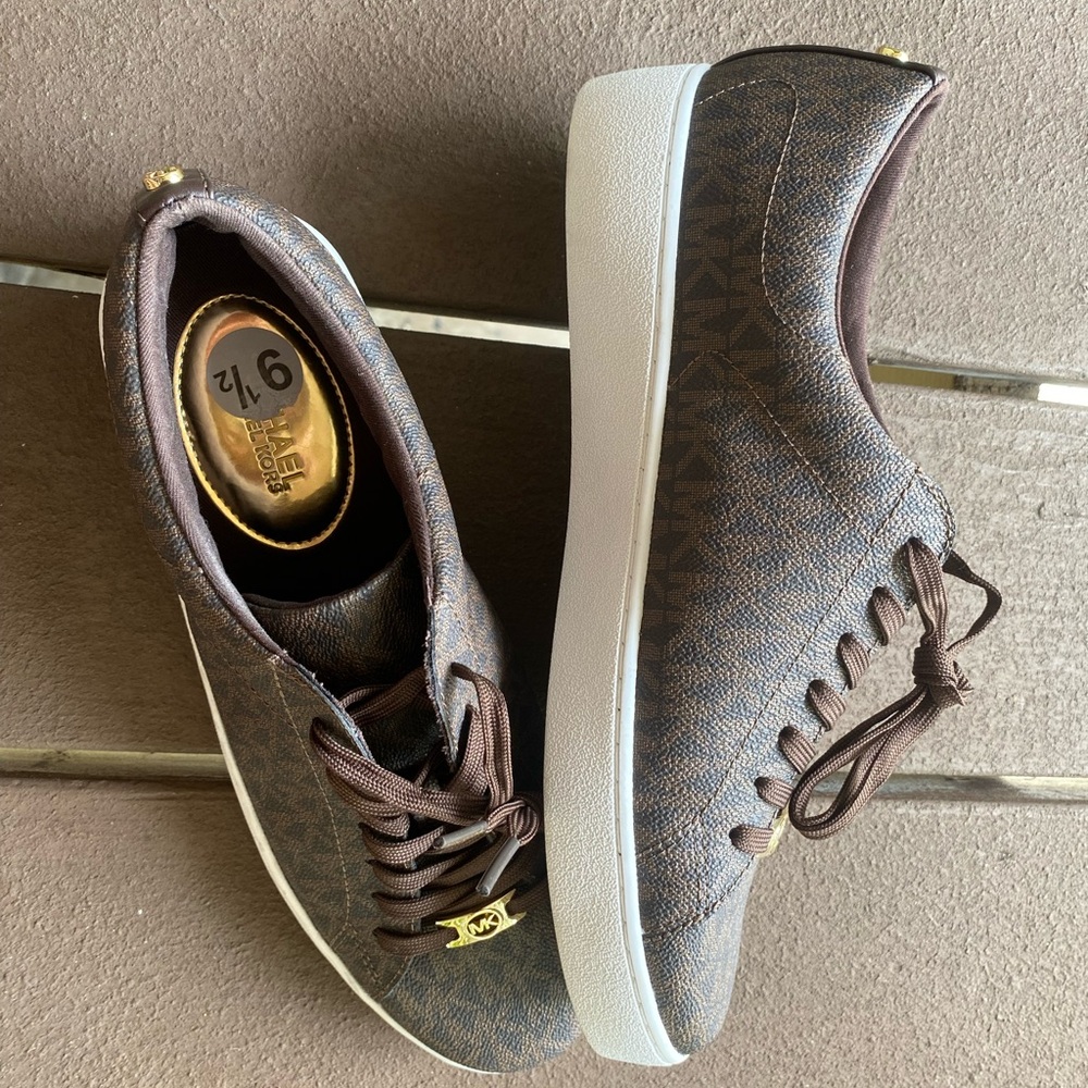 ✨BRAND NEW✨Michael Kors Women’s Brown Monogram Sneakers Size 9.5 - Picture 8 of 9